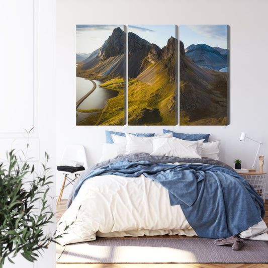 Obraz Wieloczęściowy Widok Z Lotu Ptaka 3D Na Islandzkie Góry