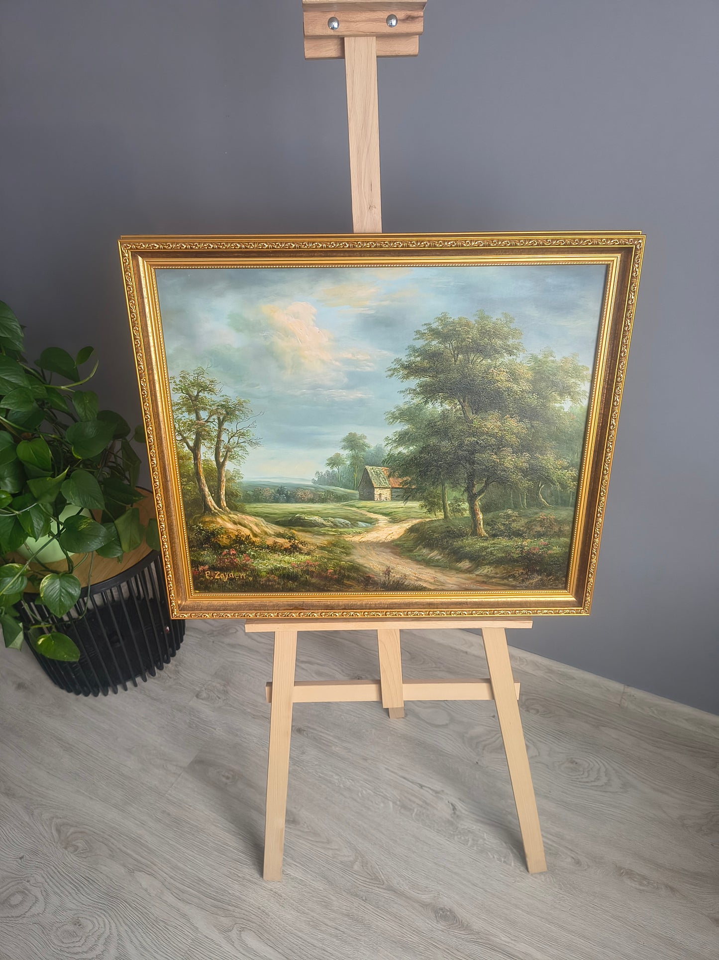 Waldhütte – Idyllischer Pfad durch die Lichtung