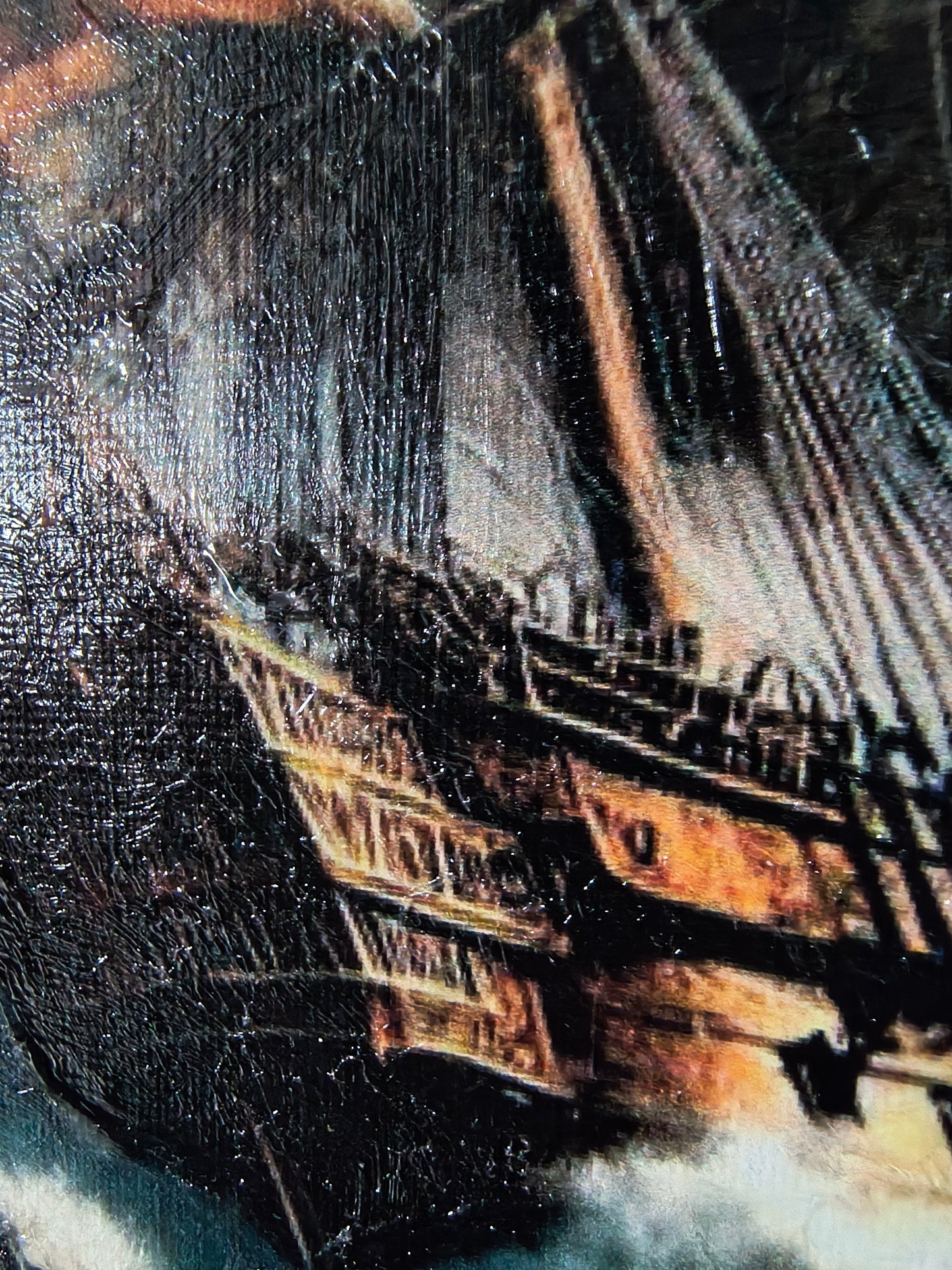 Okręt na Wzburzonym Morzu – Epicka Morska Scena